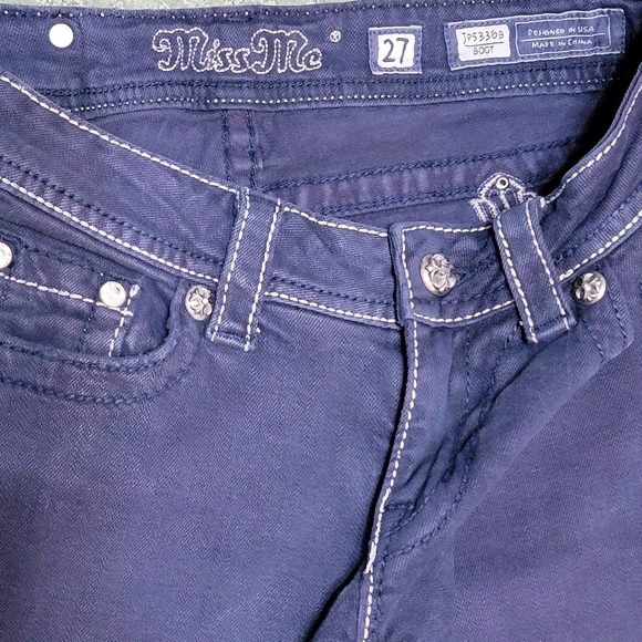 Miss Me Boot Cut Cross Embellished Bling Dark Wash Denim Jeans Womens Size 27 - Picture 4 of 13